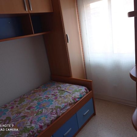 Piso Taxi Estacion De Autobuses Apartment Andujar Ngoại thất bức ảnh